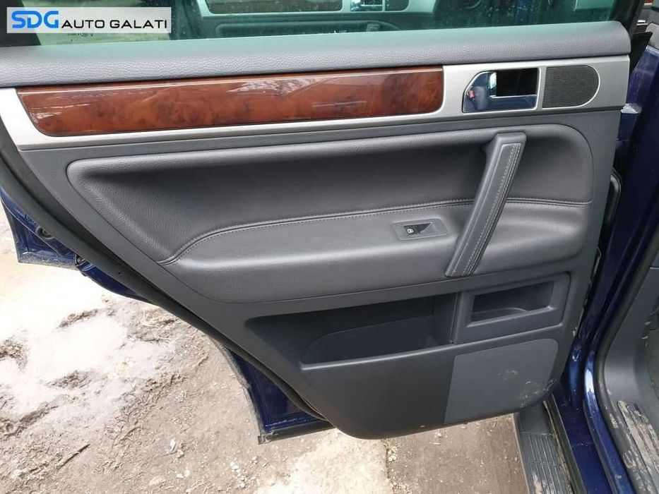 Fata Interioara Piele Neagra Usa Portiera Stanga Spate VW Touareg 7L 2003 - 2010