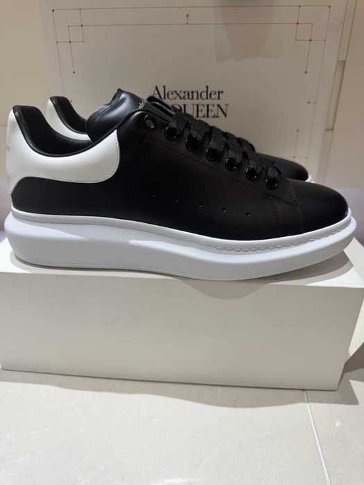 #SUMMER SALE# Alexander McQueen Sneaker Negru Cu Alb - Verificare Colet -