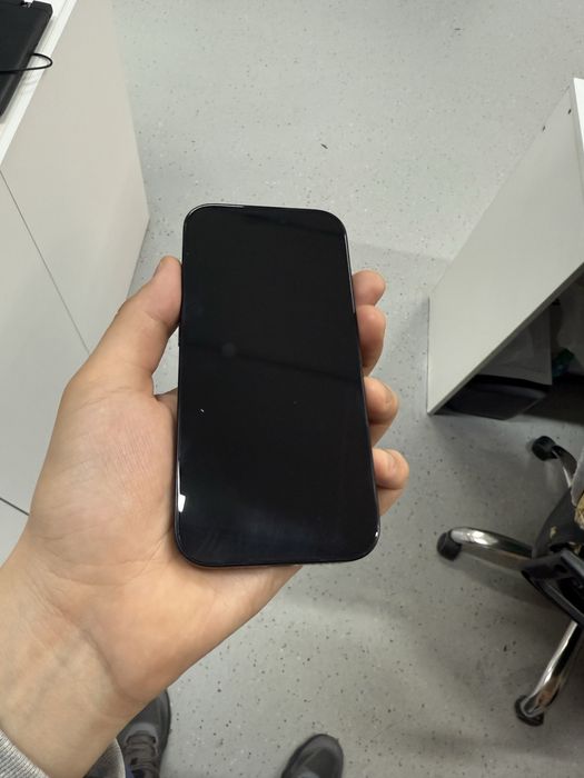 Дисплей iphone 16pro