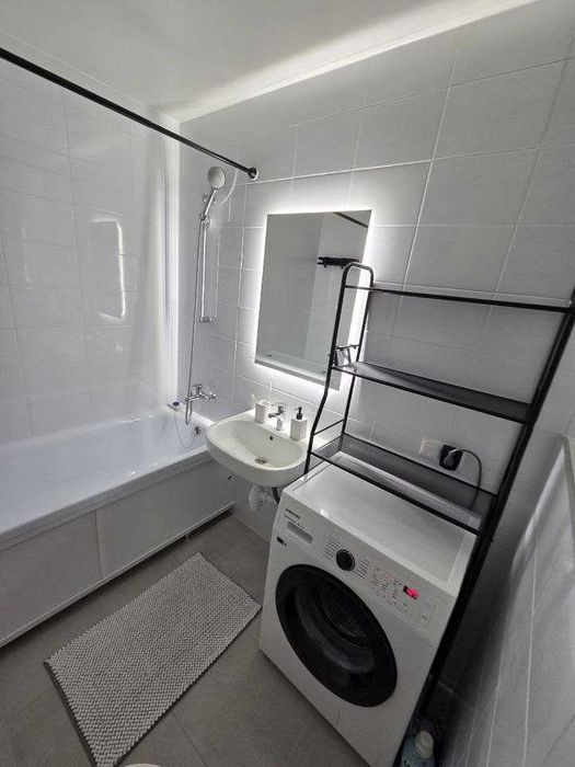 Сдается Уютная  2-х комнатная квартира в центе, Ц1  2/5/12. Р6