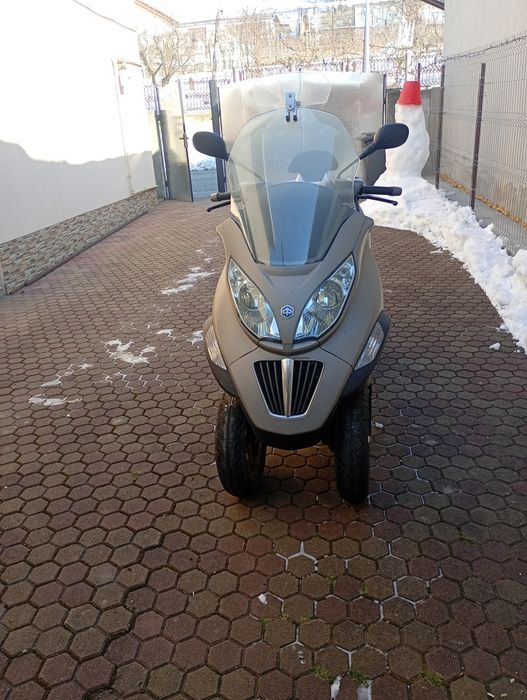 Vând Piagio MP3 300 cc