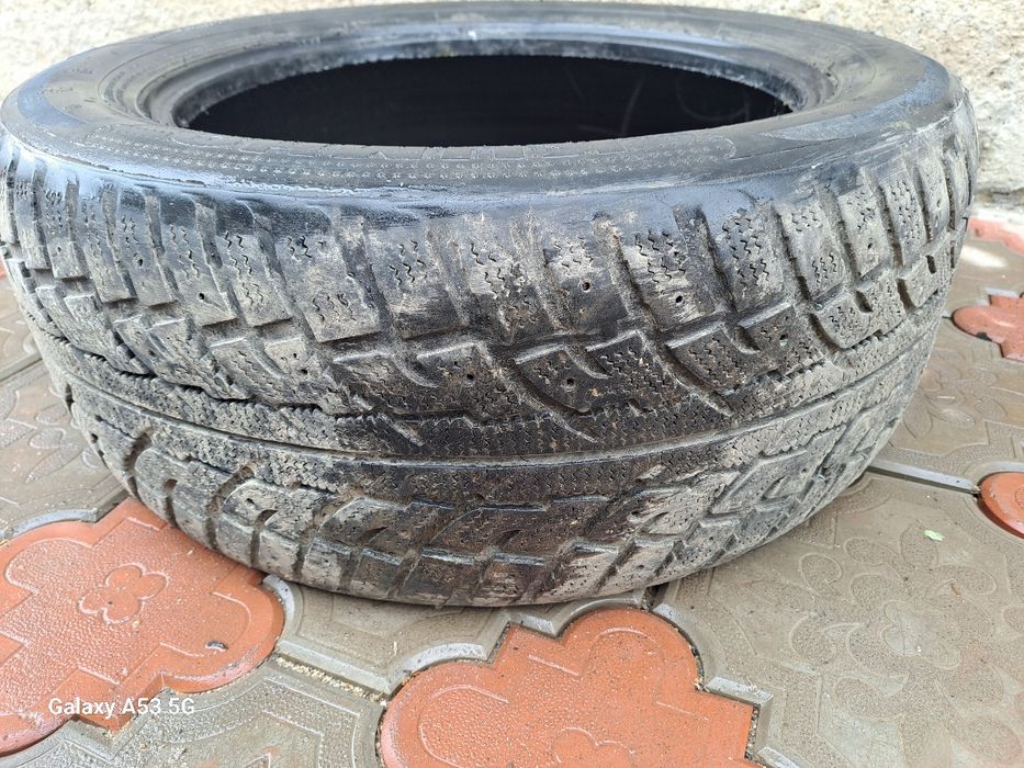 Продам зимние шины на R19