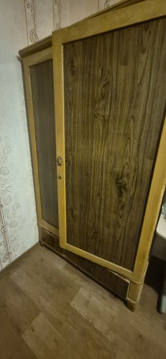 Отдам кухонный гарнитур