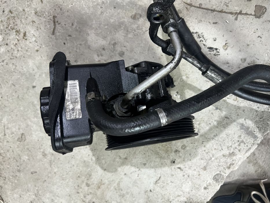 Хидравлична помпа БМВ Е60 Е61