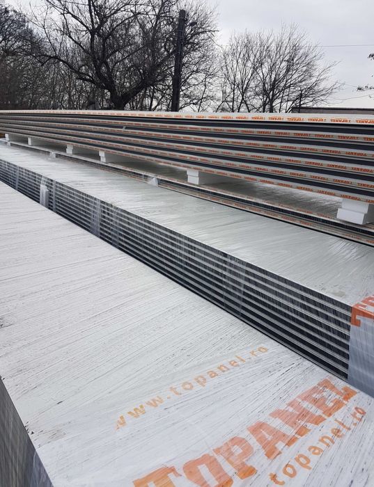 Panouri sandwich termoizolante