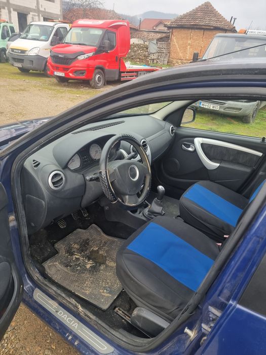 Vând Dacia Sandero