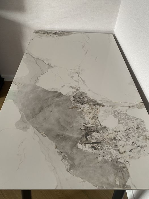 Стол для кухни или столовой