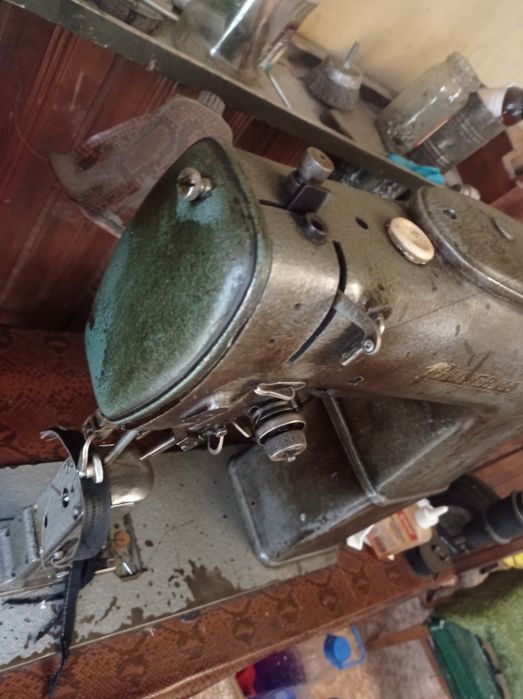 Обущарска  шевна машина миевра бутилкова