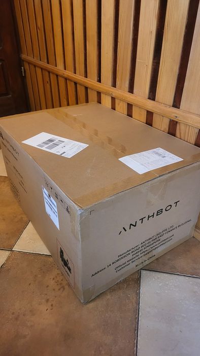 Robot tuns gazon ANTHBOT M5 – Nou, Sigilat