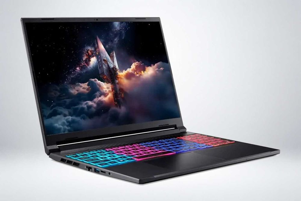 Acer Nitro V16s/ Core 9/ 16GB/ 1TB/ RTX5070 8GB/ 180Hz/ Гарантия 1 год