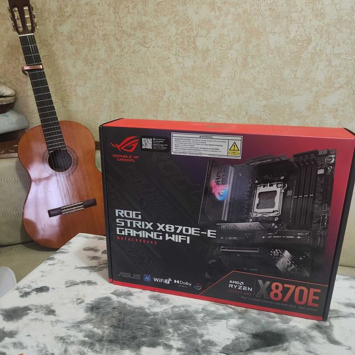 ASUS ROG Strix X870E-E Gaming Wifi 7 — премиальная материнская плата