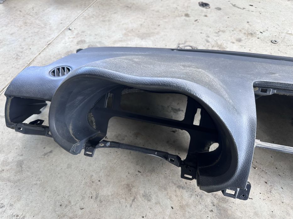 Табло от Тойота Авенсис Т25