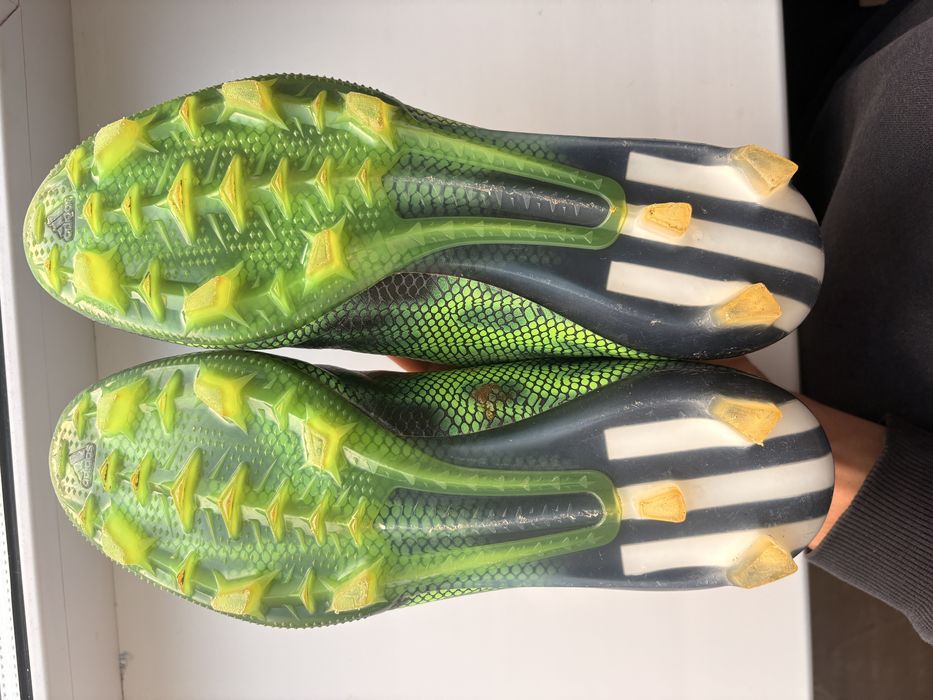 Продам бутсы адидас f50