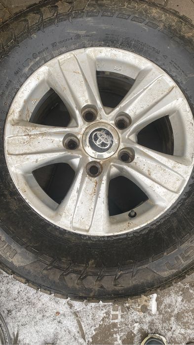 285/65/17 комплект