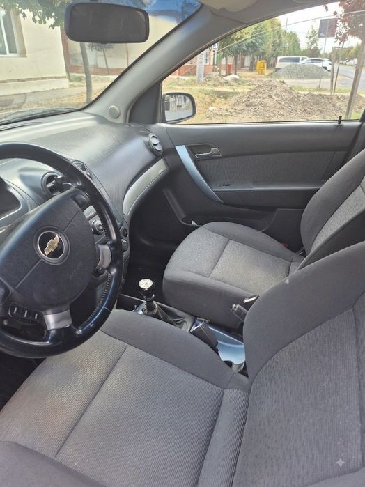 Chevrolet Aveo 2006 | 1.4 Benzină | 238.400 km |