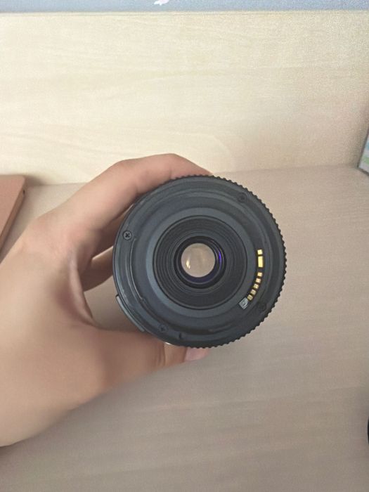 Obiectiv fotografic dslr Canon