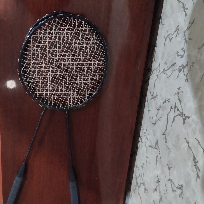 Продам бадминтон