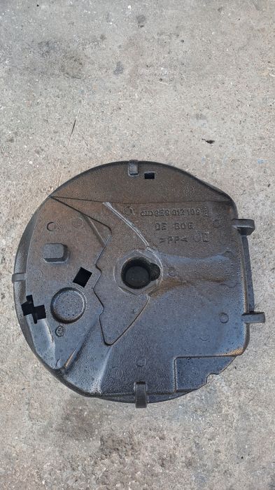 Органайзер, капак и захващач от Audi A4 B7 Avant