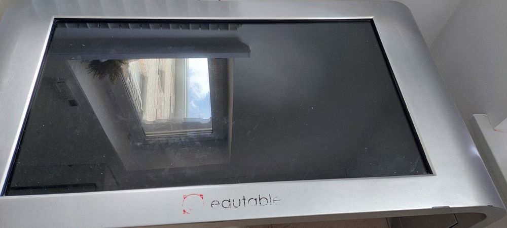 Интерактивный стол