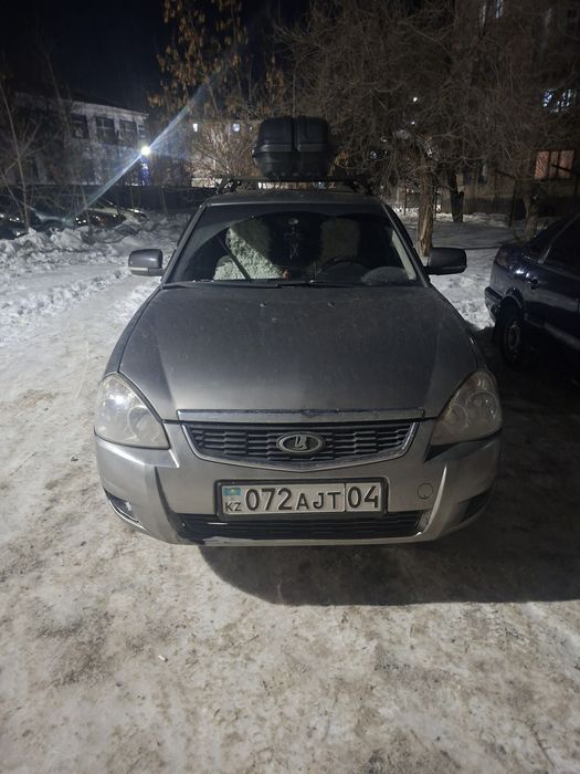 Продам приора 1 , 16 кл с выемкой