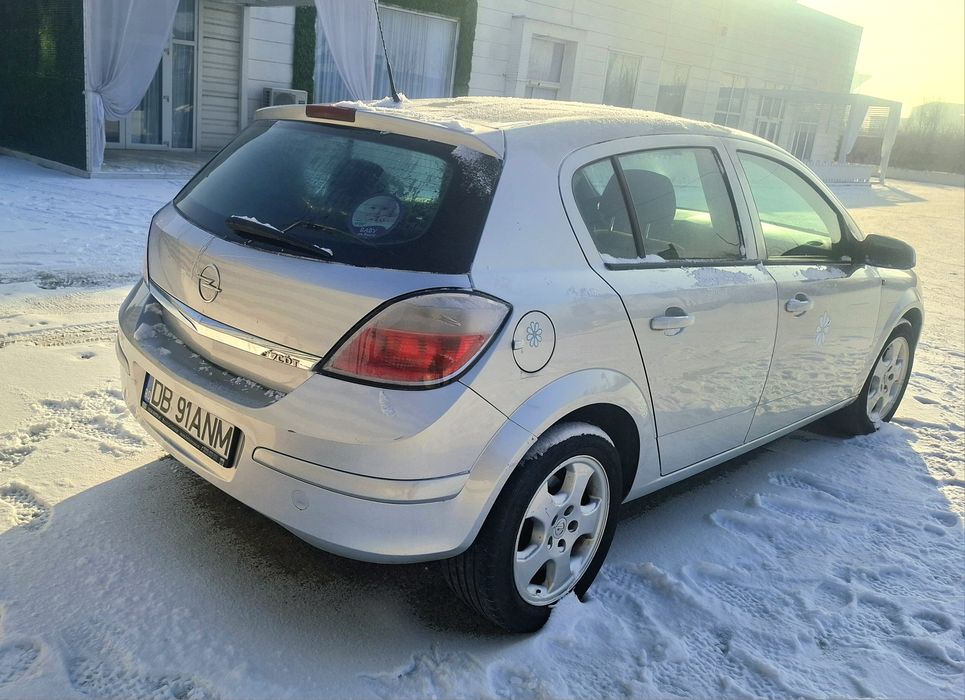 Opel Astra H Hatchback -2005 -1.7 CDTI