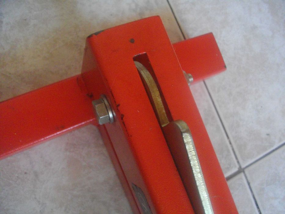 Нова ръчна гилотина машина за рязане ламинат паркет 740мм/770мм черна