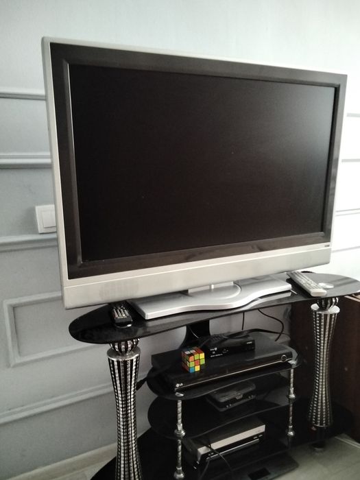 Продам срочно б/у Телевизор