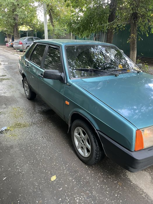 Продам ваз 21099