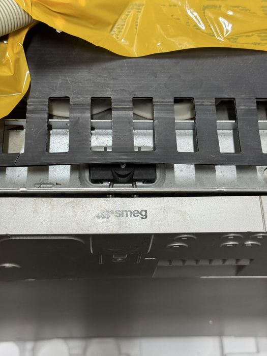 Посудомойка Smeg