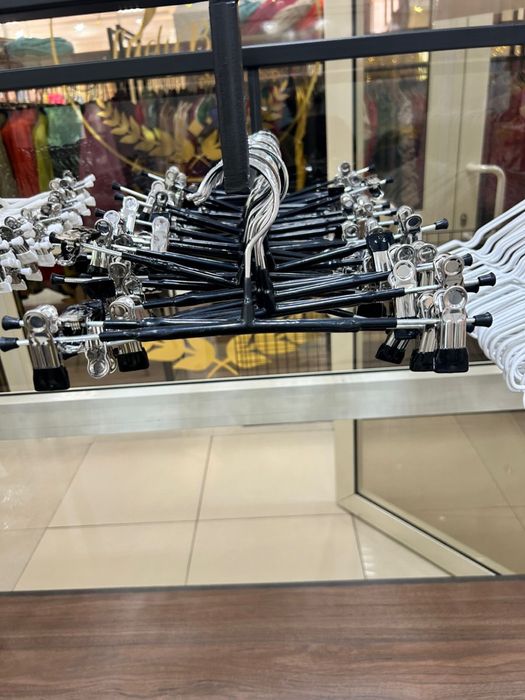 продается Вешалки