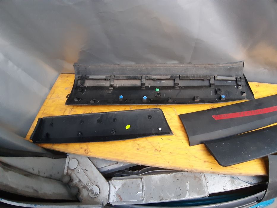 Лайсна  врата Opel Grossland  Grandland