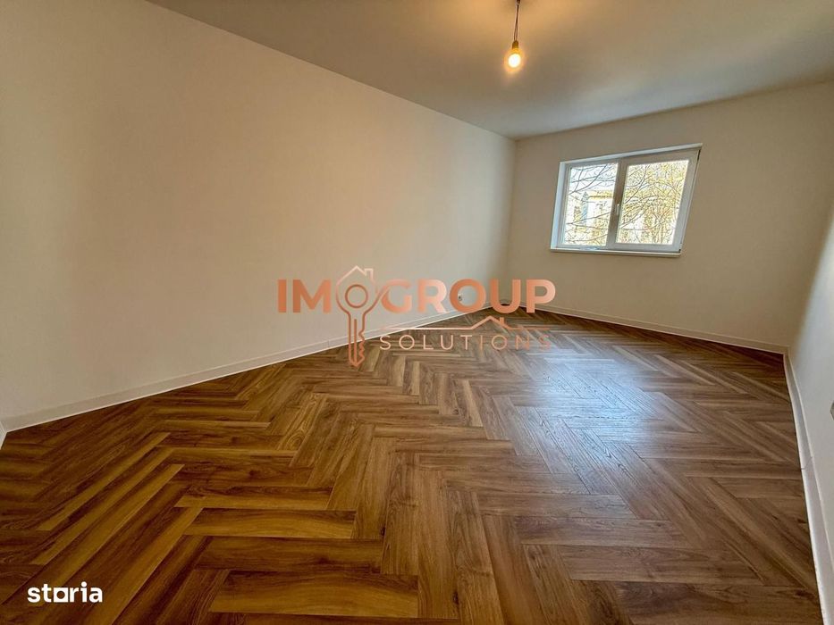 Nicolina 1 - Etaj 2 - Bloc 1984 - Apartament Cu 2 Camere Decomandat