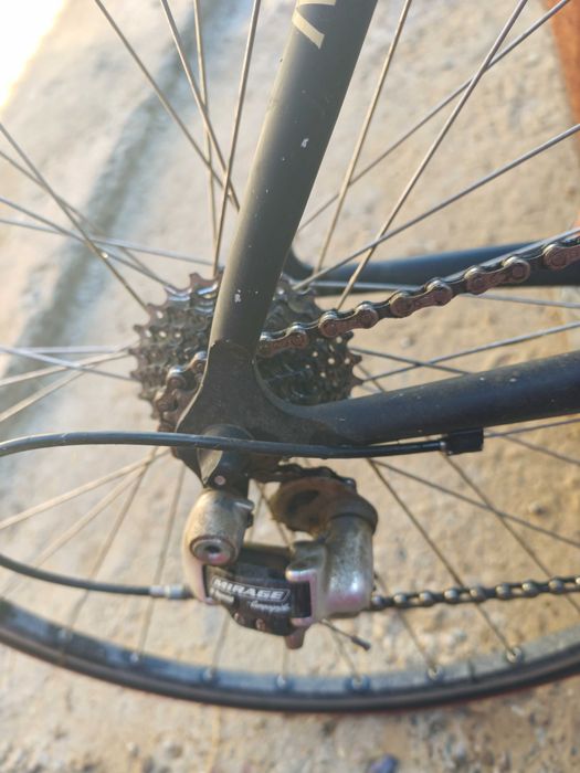 Vând bicicleta Moser M73
