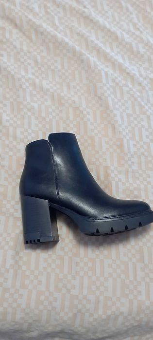 Нови боти, 37 размер