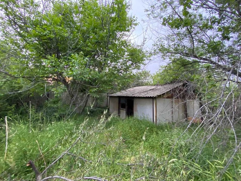 Dacha sotiladi, Mayiskida joylashgan