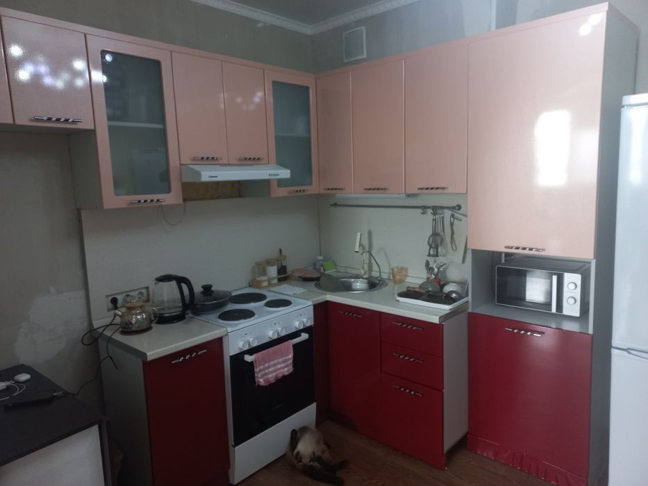 Продам кухонный гарнитур.