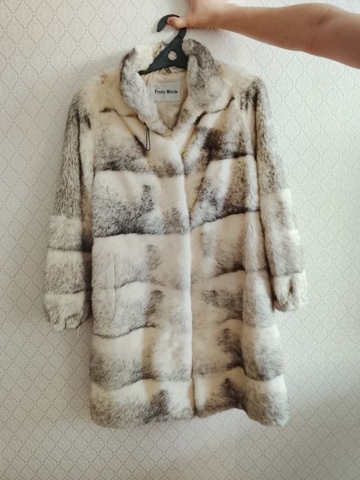 Продам шубу  в отличном состоянии