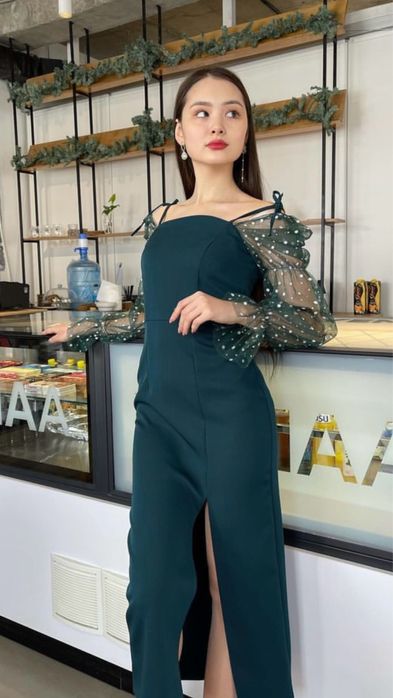 Продается стильное вечернее платье