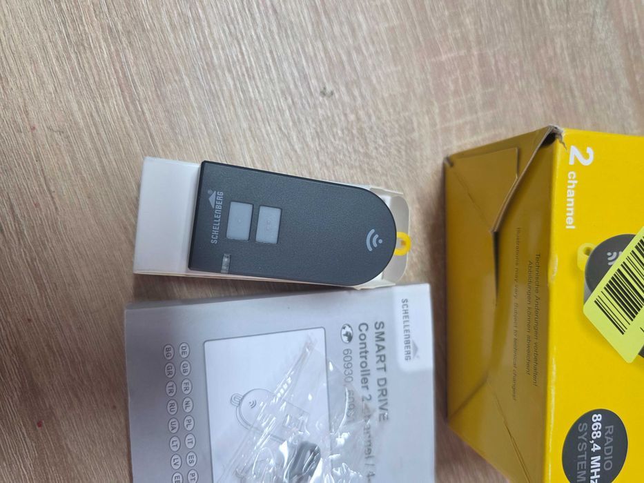 Telecomandă pentru ușă de garaj Schellenberg 60930 Smart DRIVE, 2 canale, 868,4 MHz, max. 10 mW/10 dBm, antracit