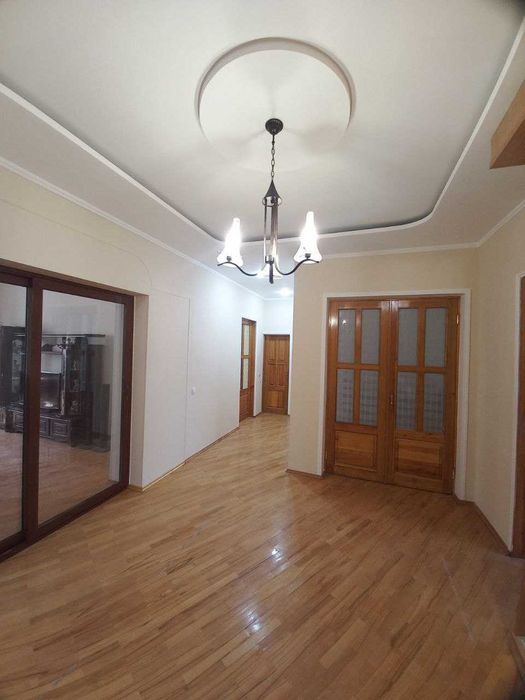 Продается квартира Ориентир - Ц-1, Black star burger 4\5\5