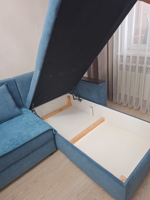 Диван угловой с ящиком