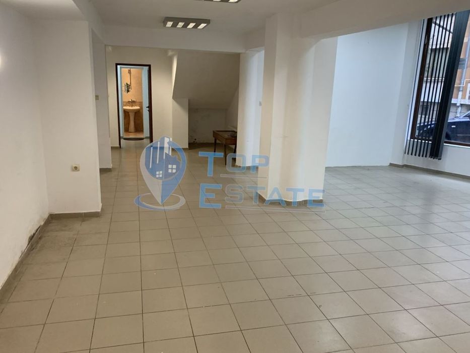 Продава се Магазин в Велико Търново, Център - 115 кв.м за 685 €/кв.м - Снимка #2