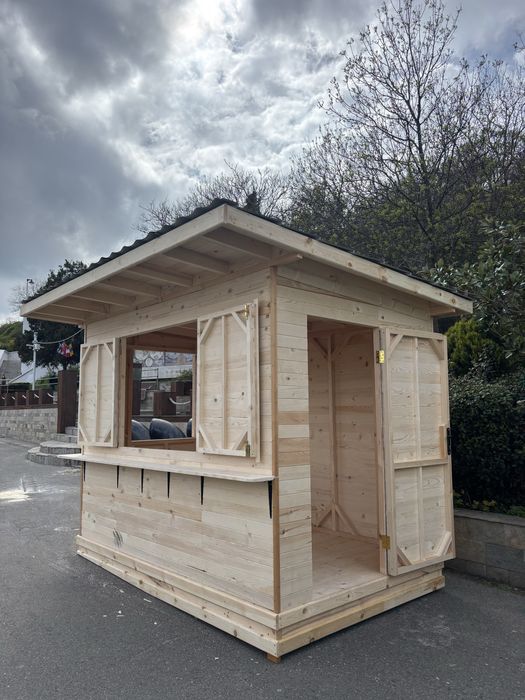 Дървени павилиони за бизнес.