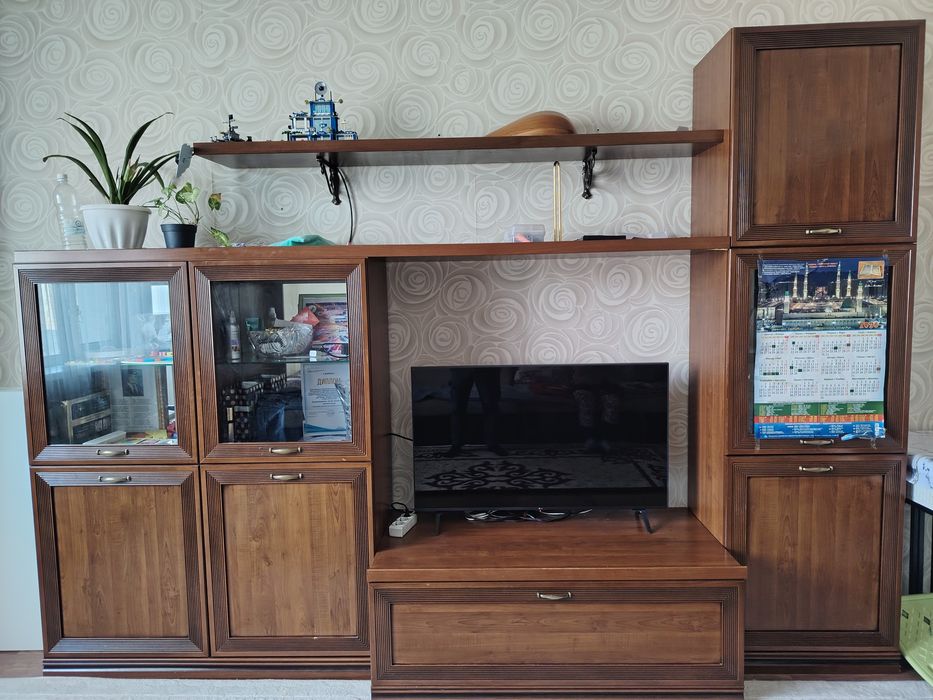 Продаётся стенка для гостиной