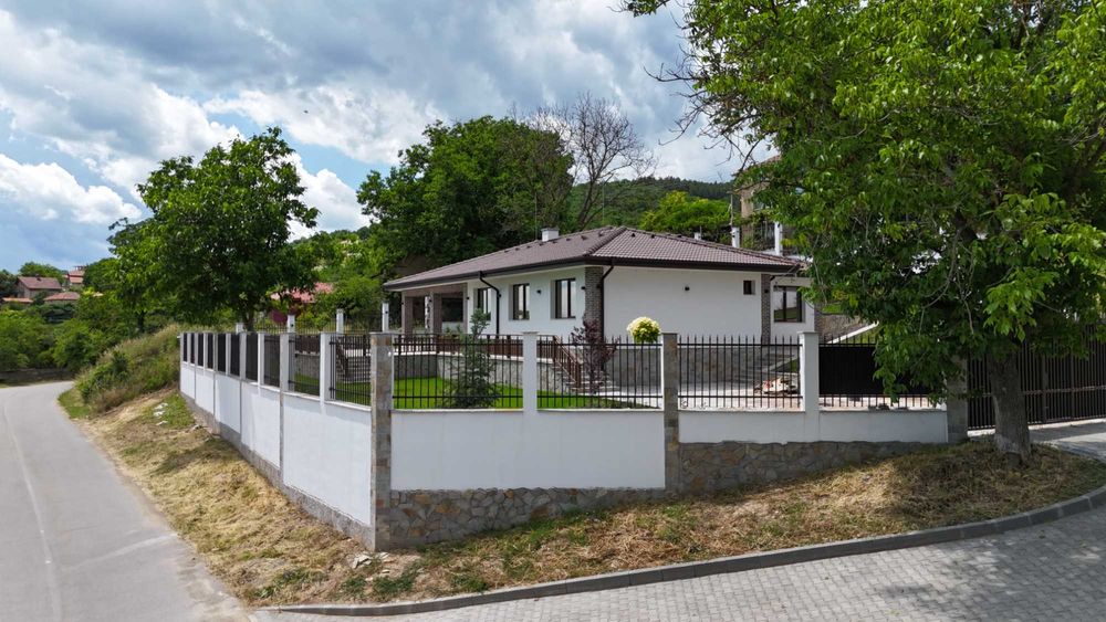 Луксозна Къща с. Лясково, Стара Загора