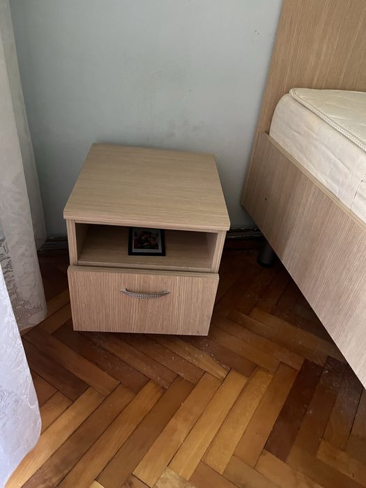 Mobila dormitor pat, dulap, noptiere
