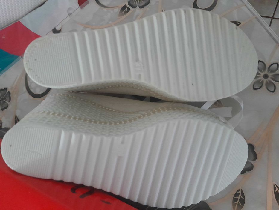 pantofi  NOI  pentru mireasa cu platforma