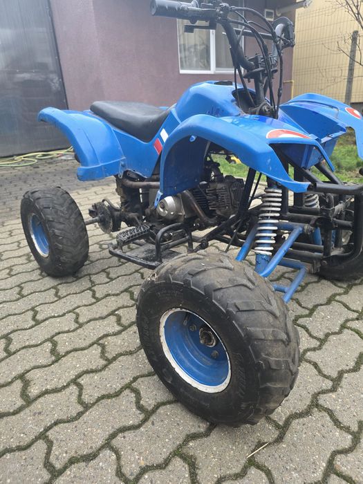 Vând atv 125 cm³