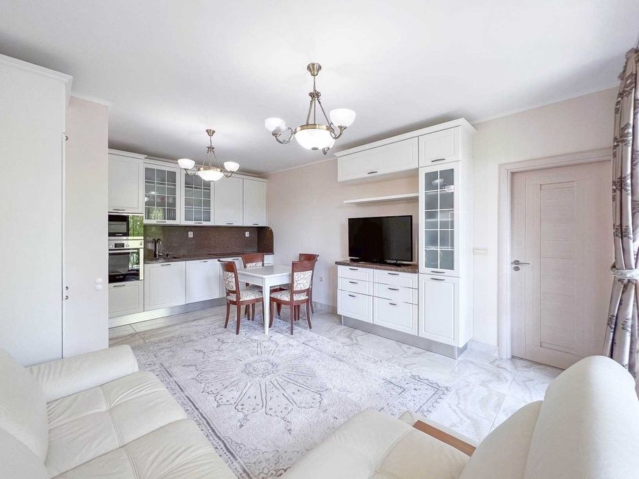 Продава се Тристаен апартамент в Несебър - 99 кв.м за 1768 €/кв.м - Снимка #6