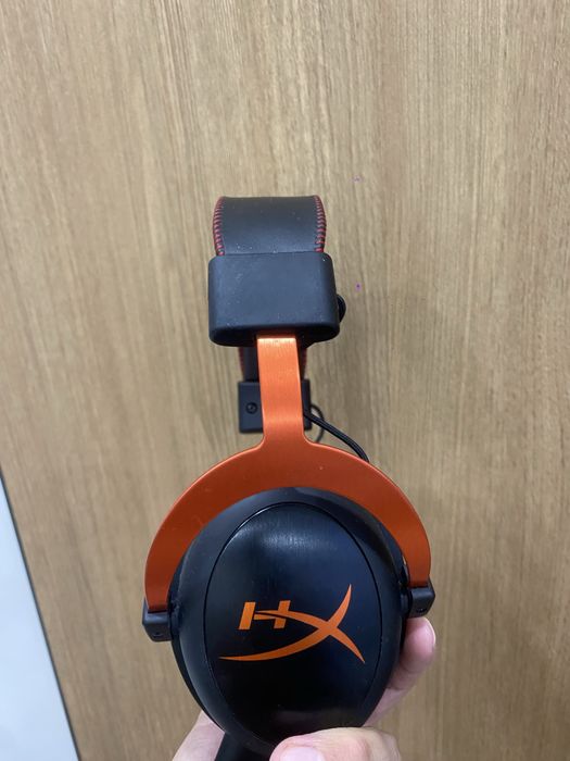Продам наушники Hyper x Cloud 2